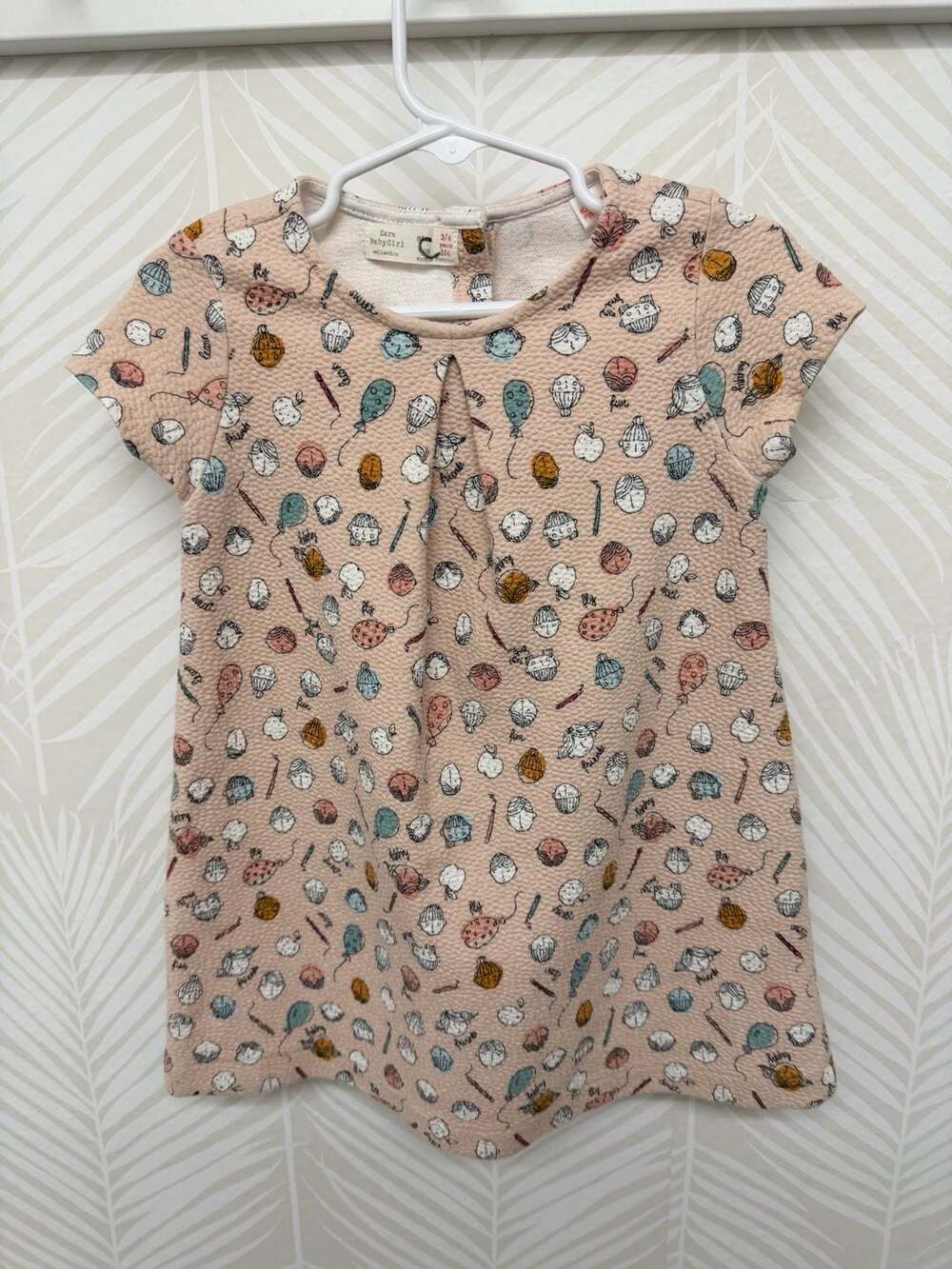 Zara Baby Pink Textured Dress with Illustrated Faces and Balloons Pattern 3/4